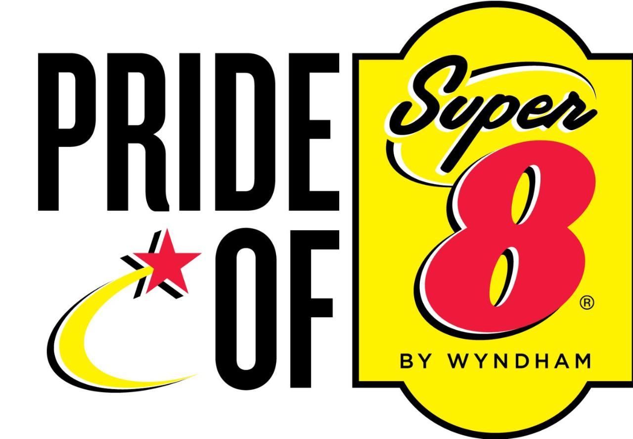 Super 8 By Wyndham Lake City Eksteriør bilde